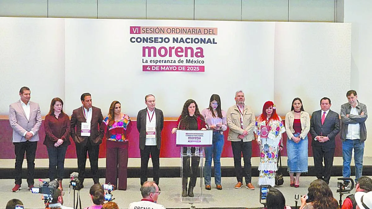 ¡Tómala, Félix! ¡Se les cae el teatrito!